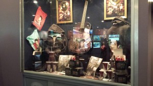 elvis stuff-graceland